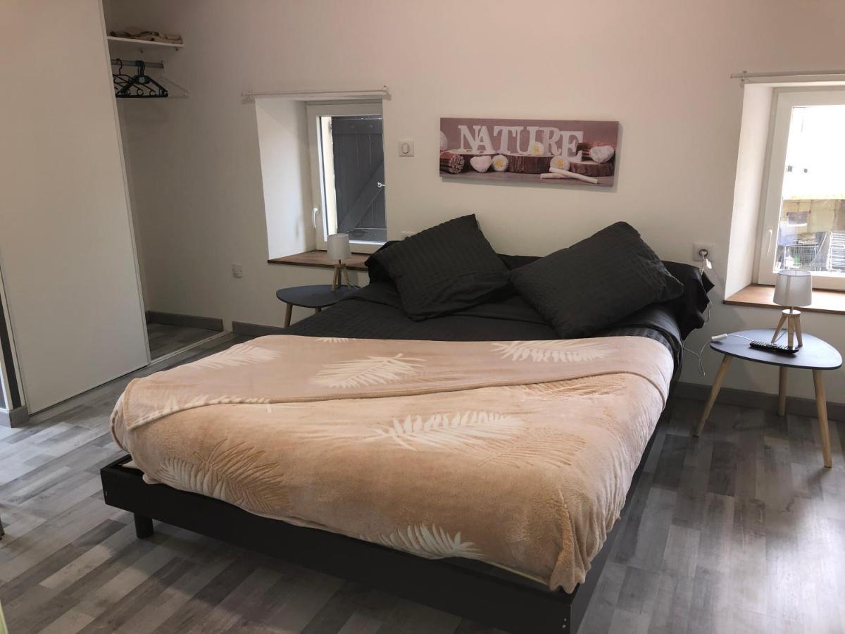 Gite Zen Pres Thermes De Jonzac Bois Екстериор снимка